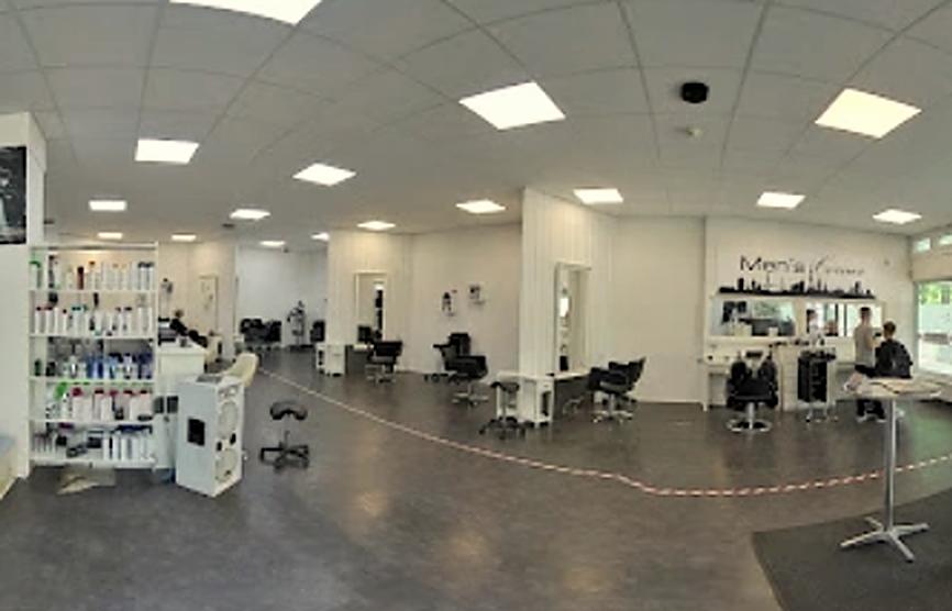 Bedienplätze im Salon
